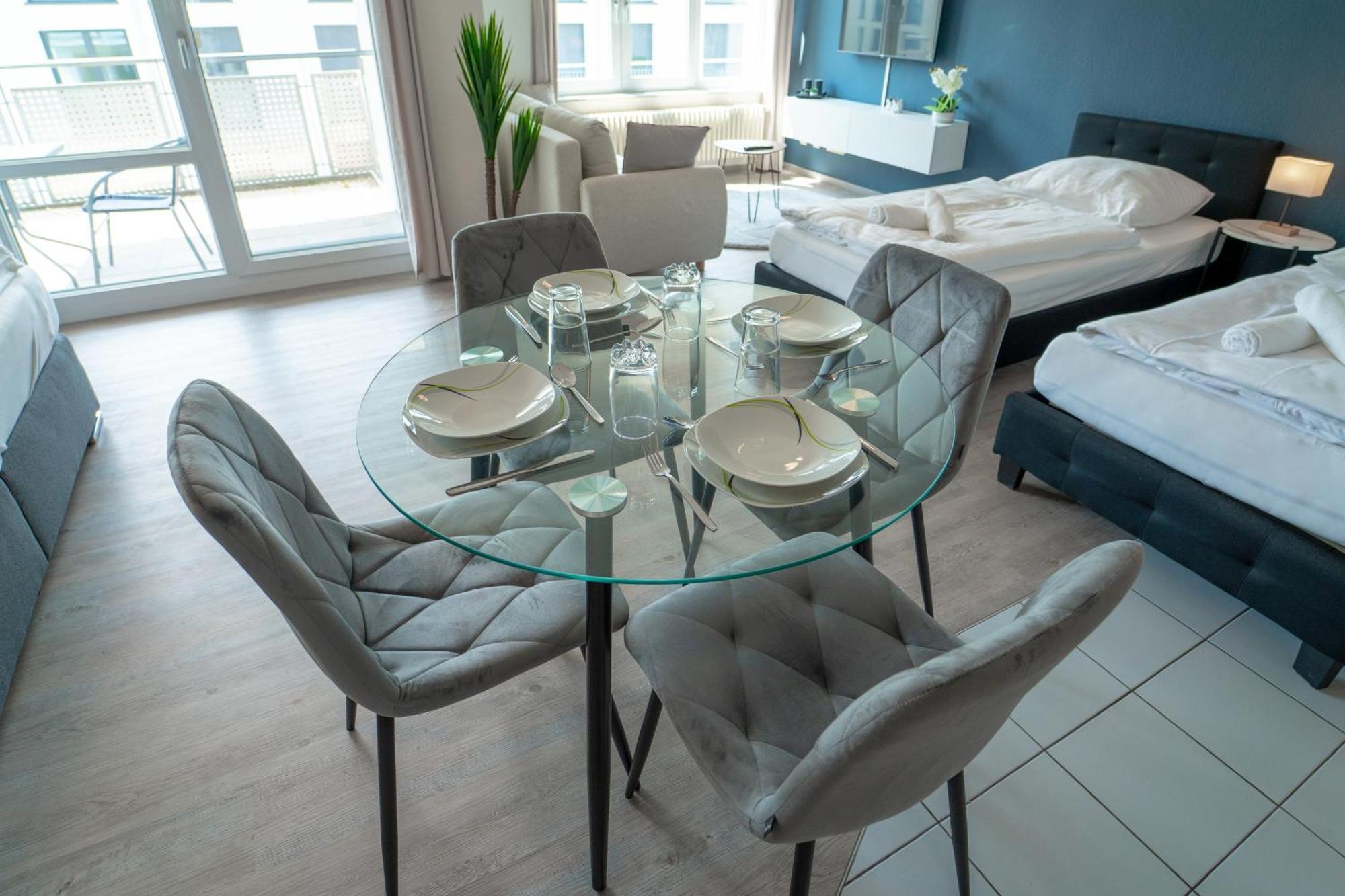 Range - Apartments - Kueche - Wlan - Netflix - Bis Zu 7 Personen Fellbach Exterior photo